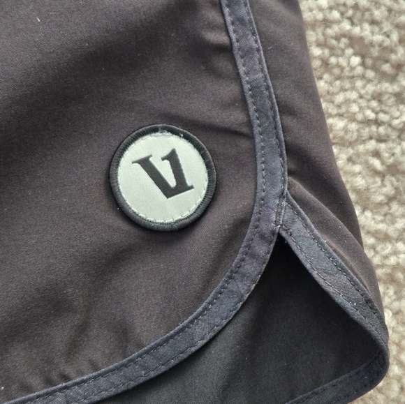 Vuroi Cruise Boardshort in Black Regular Fit size 28 - Picture 10 of 16